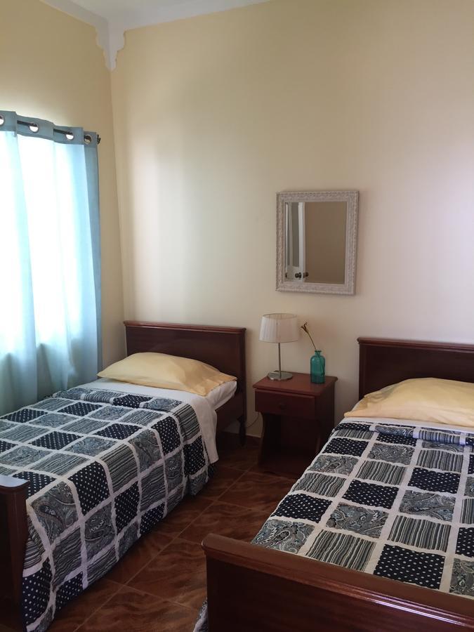 Hotel Cruz Grande-Brava Vila Nova Sintra Extérieur photo